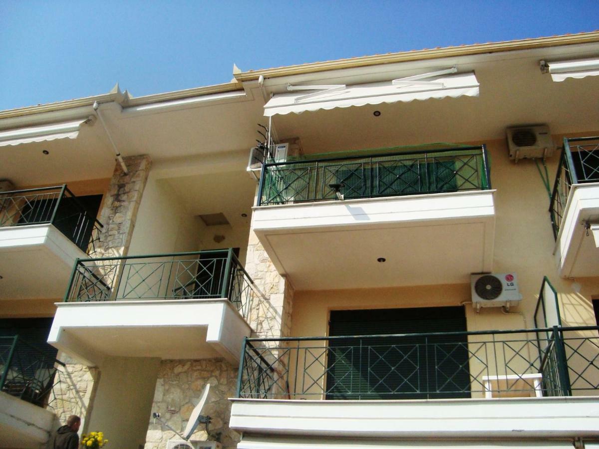 Apartment For Family Kriopigi Bagian luar foto