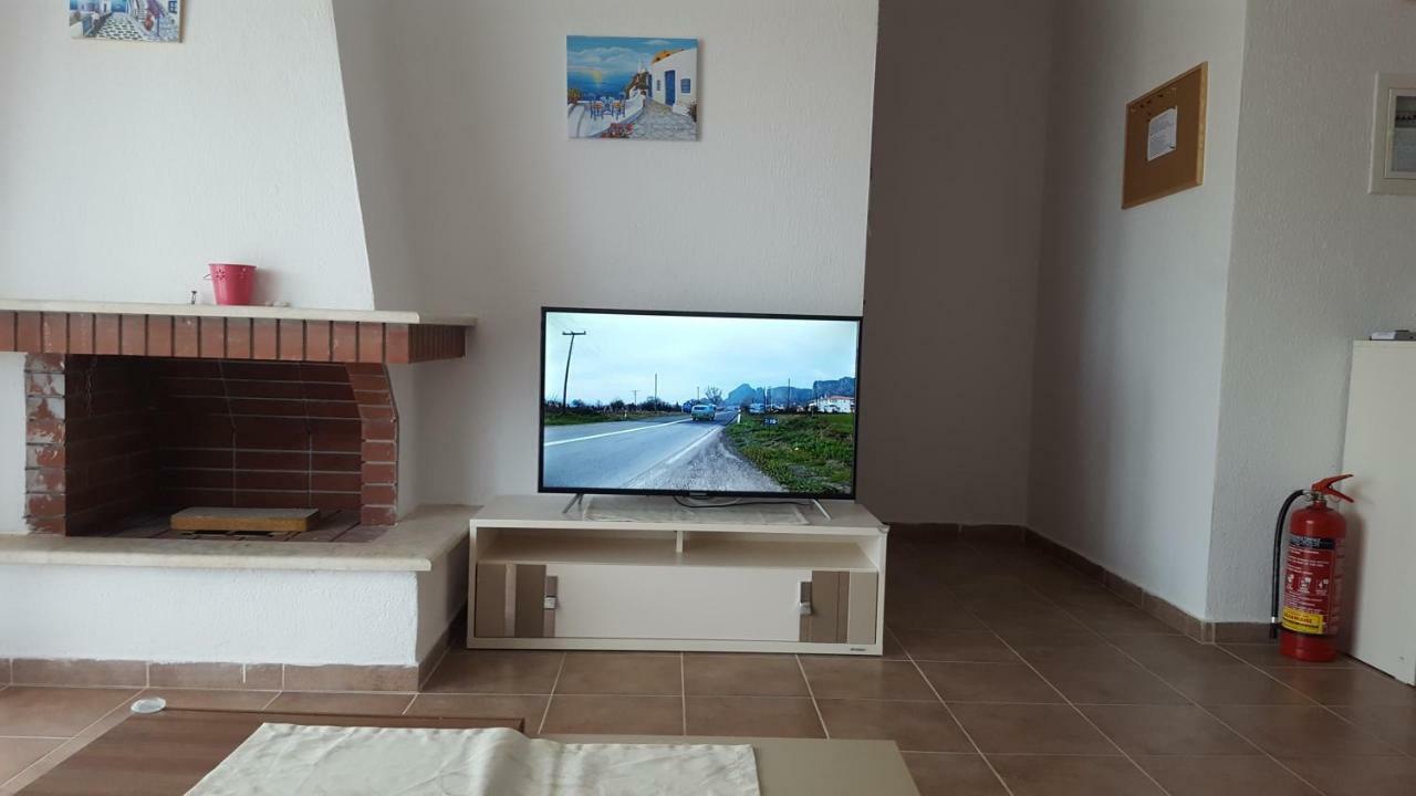 Apartment For Family Kriopigi Bagian luar foto